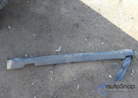 2019 Jeep Cherokee Latitude Plus 4X4 from USA, damaged, VIN 1C4PJMLX1KD126391